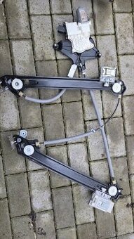 Stahovačka Ford Mustang gt 2020