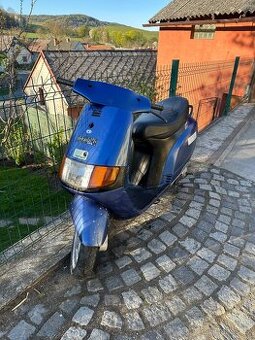 Skútr Piaggio Sfera 50 2t