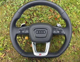 AUDI ZKOSENY VYHRIVANY VOLANT