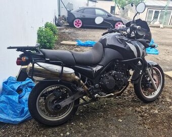 Triumph Tiger 955i - na opravu nebo na díly