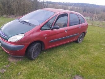 Prodám Citroen Xsara Picasso 1.8i