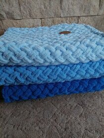 Dětská deka v modré barvě