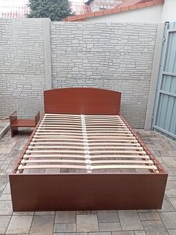 Prodám manželskou postel + Noční stolek