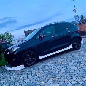 Honda FRV full bodykit
