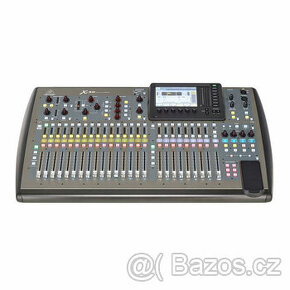 Behringer X32 - 1