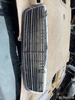 Maska na vůz Mercedes W203 S203 a W220 s-class