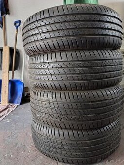 krásné letní pneumatiky 205/55/16 Firestone