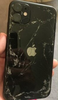 Nedaruje někdo staré nebo rozbité Apple produkty?