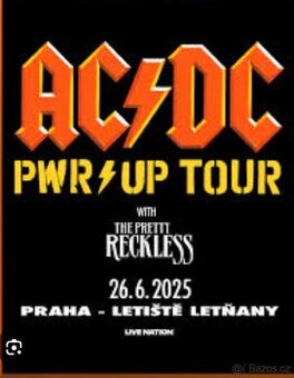 Koncert AC/DC stáni u podia