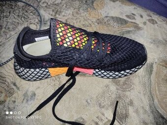 Sneakersy Deerupt Runner EE5674 Černá