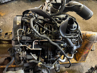 Motor Škoda VW 1,6Tdi 77kw CAY - komplet nastrojený
