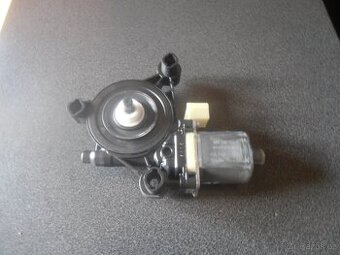 5Q0 959 802 A PZ Motorek stahování okna