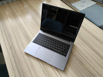 Ultrabook Realme Book Prime, super stav, záruka do 23.7.2025