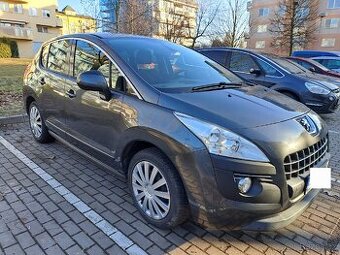 Peugeot 3008, 1,6 benz, šedá, jen 98 tisíc km, po rozvodech