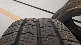 Zimní pneu matador 215/60 R17 C