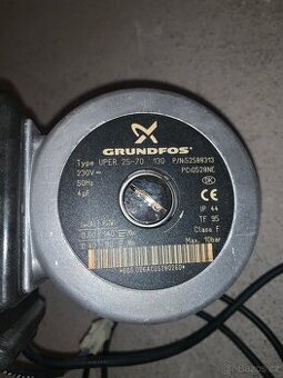 Oběhové čerpadlo Grundfoss UPS 25-70 130