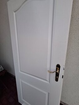 2 ks bílé dveře - 1