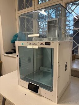 3D tiskárna UltiMaker S5 - 1