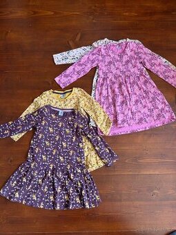 Šaty - velikost 110