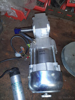 Moturek-zahradní GRIL