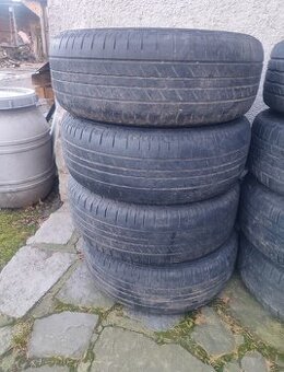 2 sady pneu (letní/celoroční) Opel Frontera