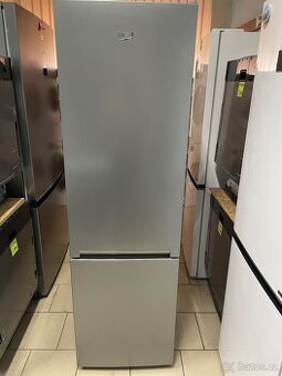 Zánovní lednice Beko RCSA300K40SN - 1