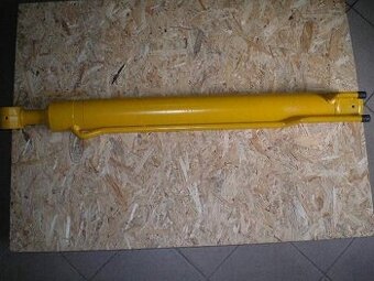 Hydraulické válce na JCB 3CX, na JCB4CX