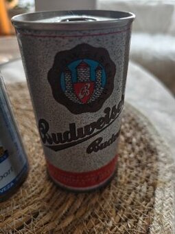 Sběratelská plechovka piva včetně piva