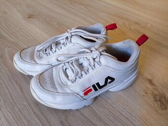 Dámské botasky FILA. Vel. 36