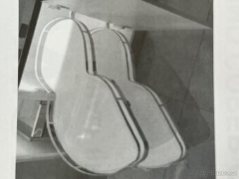 Ledvinka do rohové kuchyně s brzdovými dojezdy.