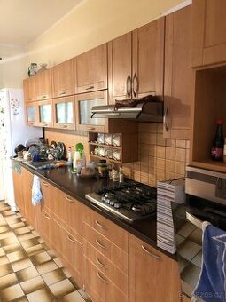 Celá kuchyňská linka k prodeji