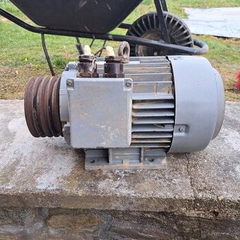 Prodám elektromotor 4kW