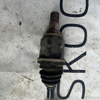 Toyota avensis T27 2.0 91kw D4D poloosa leva/prava