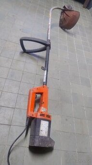 Elektricka strunova sekacka, krovinorez Oleo Mac