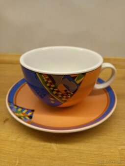 Designový šálek s podšálkem