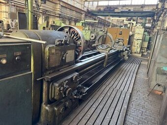 Soustruh na kov SUR 350