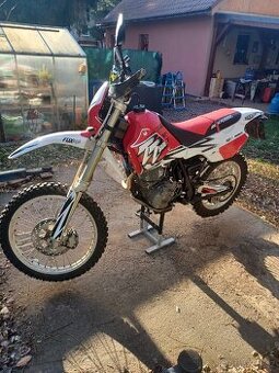 Yamaha tt 600