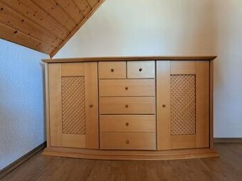 Komoda - délka 155 cm, masivní, výborný stav