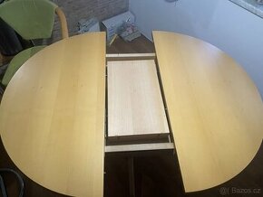 Jídelní stůl s židlemi+ barové židle