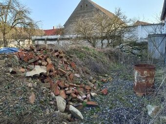 Zemina, suť, beton