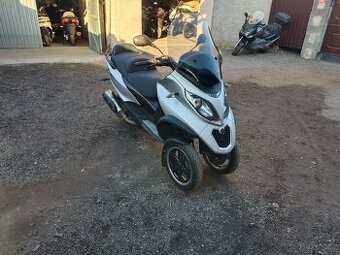 Piaggio MP3 500 LT ABS , ASR CZ doklady v ceně šeda 2