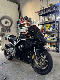 Honda CBR 929rr 2002 Po G.O. , hezký stav