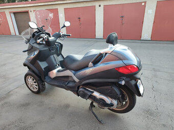 Piaggio MP3 500 LT