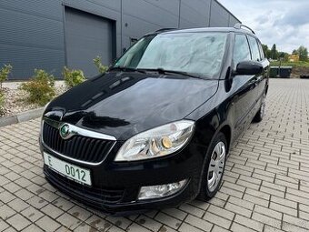 Škoda Fabia II 1.2 TSI / 63kW / 2011 / KLIMA / DVĚ SADY KOL