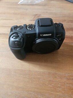 Canon RP