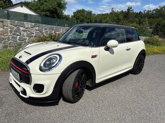 Mini Cooper JCW F56 2.0 (231 k, Automat, 2018) – TOP výbava