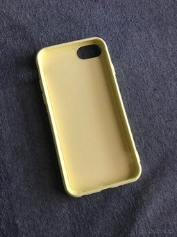 Kryt na iPhone 6 / 7 / 8 / SE - žlutý obal