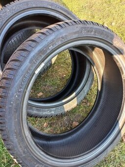 Zimní pneumatiky Dunlop SP Winter Sport 3D 235/40/19 96V