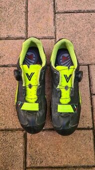 MTB tretry Vittoria 40