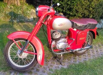 Jawa ČZ 150 352